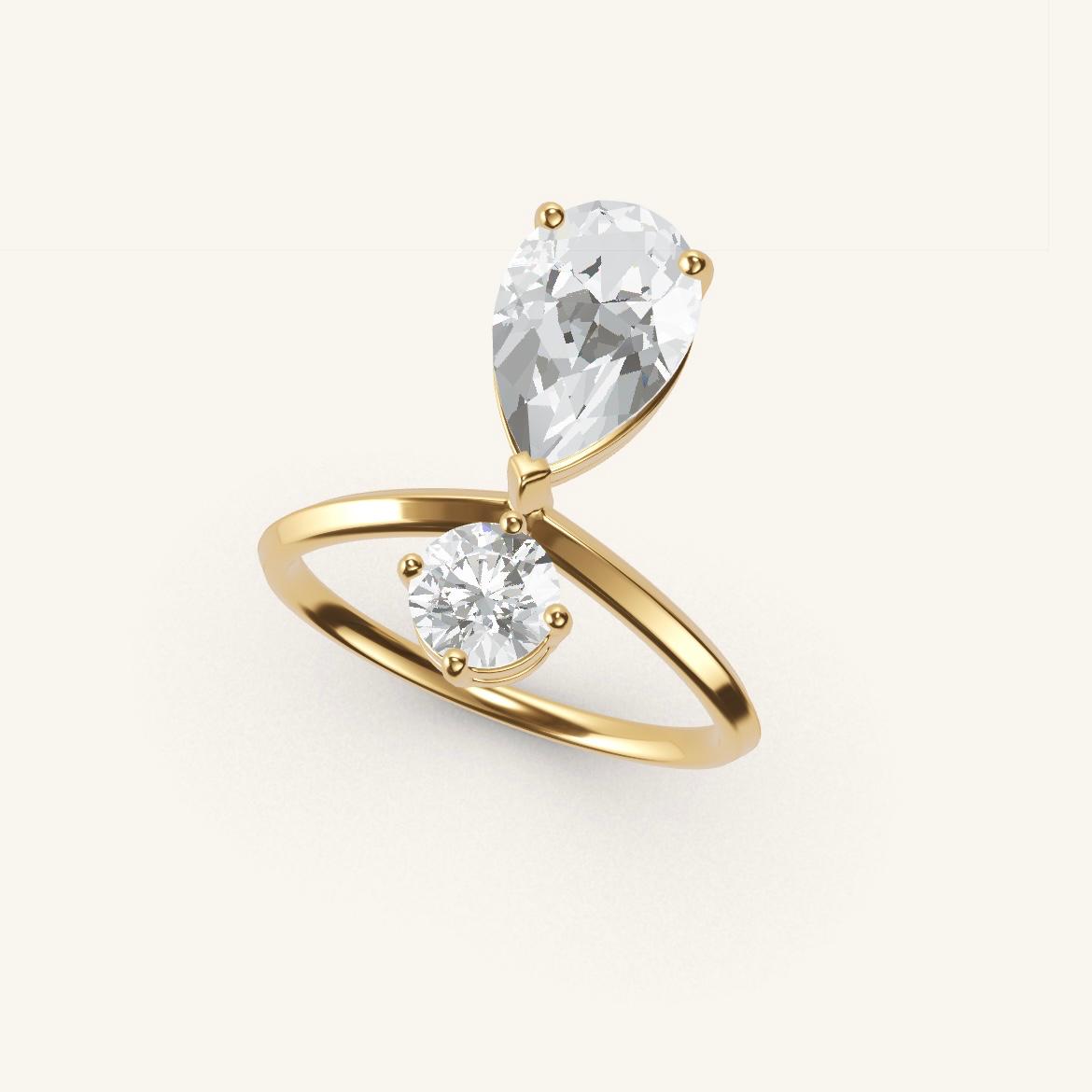Place des Vosges - Pear Diamond - 1.4 carat - Yellow Gold